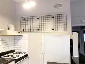 Photo - 600 W 51st St Unidad 103