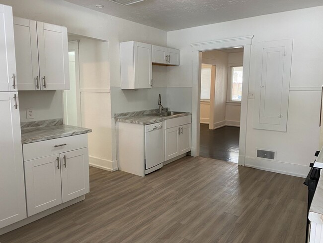 3222-3224 S Adams Ave - 3222-3224 S Adams Ave Apartamento Unidad 3224 S Adams Ave
