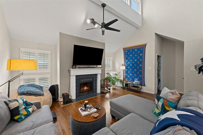 Photo - 1500 Woodlawn Blvd Unit 304
