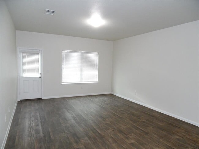 3010 Tilmon Ln.