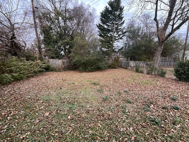 Photo - 1702 Marion St