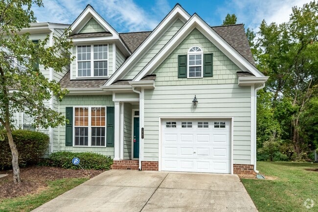Building Photo - Beautiful 3 bedroom 3.5 bath with bonus room! Rental