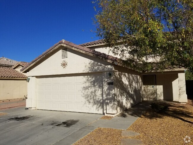 Building Photo - Large 4 Bedroom- El Mirage Rental