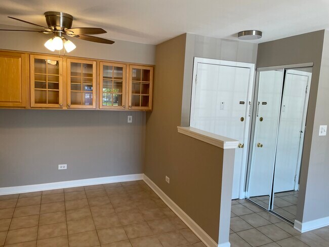 Photo - 1609 N Windsor Dr Unidad 203