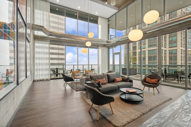 Photo - 60 E Randolph St Unidad ID1028861P