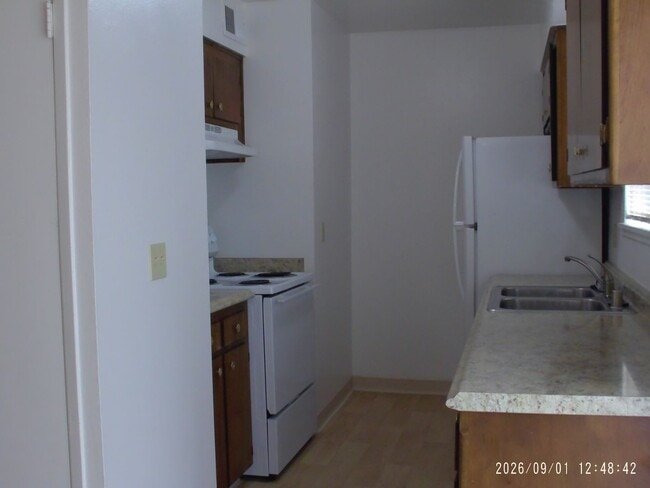 Photo - 970 Linda Ln Unit B