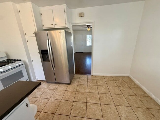 Photo - 482-482 Almond Ave Unidad 480