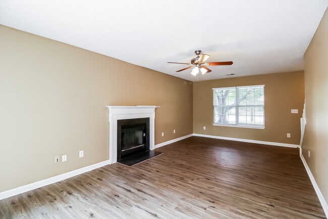 Photo - 4108 Sunbury Dr