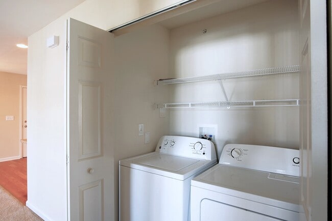 Kendall Square Apartments