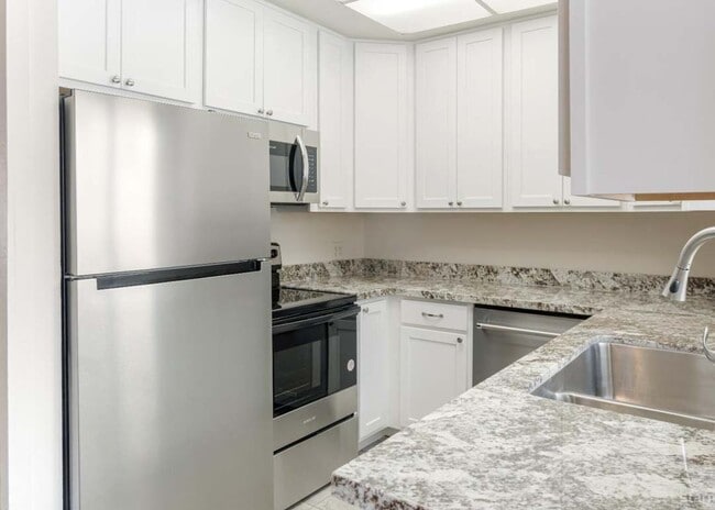 Photo - 1597 Atroari St