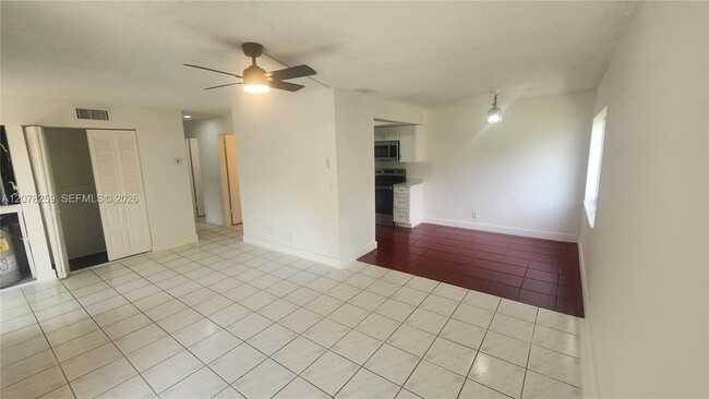 2138 NW 57th Ave Unit 13-C
