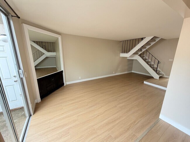 Photo - 2 BED 1.5 BATH CONDO IN WALNUT CREEK