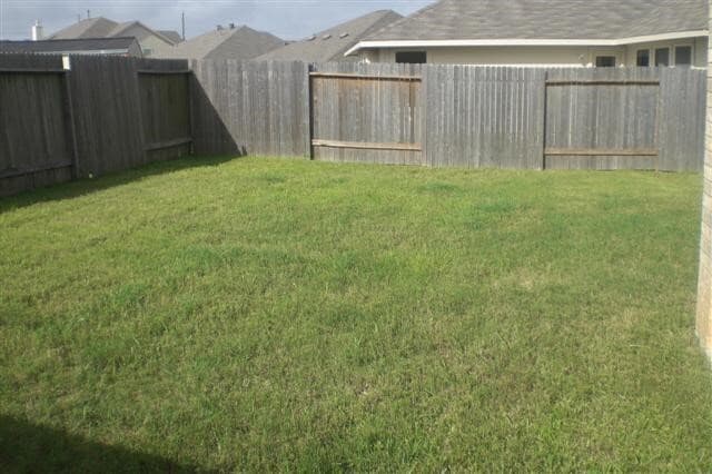 Photo - 3230 Raintree Village Dr