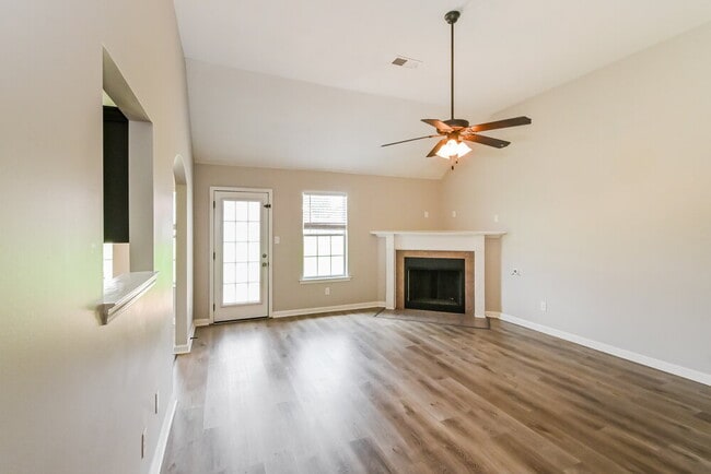 Photo - 9069 Gavin Dr