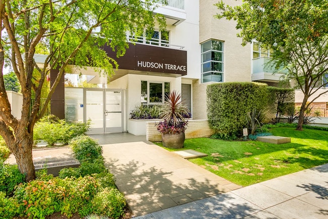 Photo - 257 S Hudson Ave Unit 306