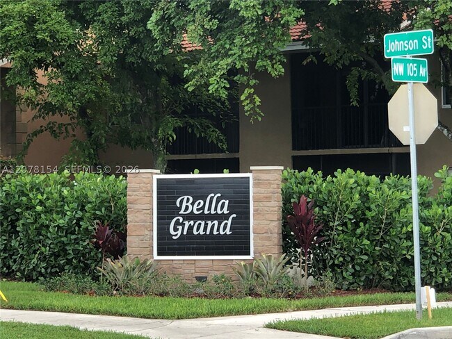 700 NW 103rd Terrace Unit 101
