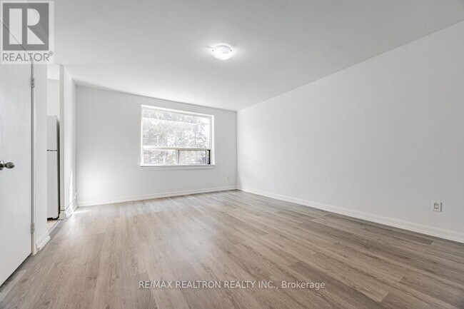 Photo - 4 Hill Heights Rd Unit 106