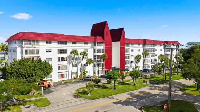 Photo - 4851 NW 21st St Unit 2p