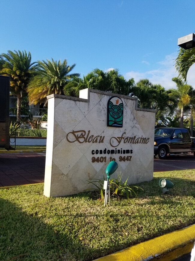 Building Photo - 9447 Fontainebleau Blvd Unit 113