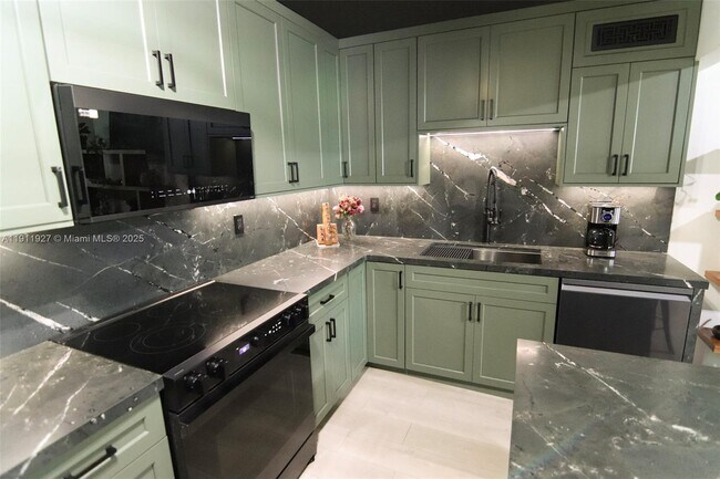 Photo - 6801 Indian Creek Dr Apartamento Unidad 201