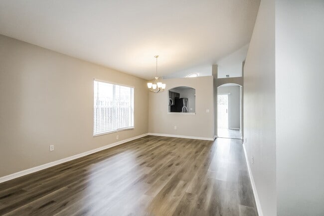 Photo - 18032 Birdwater Dr