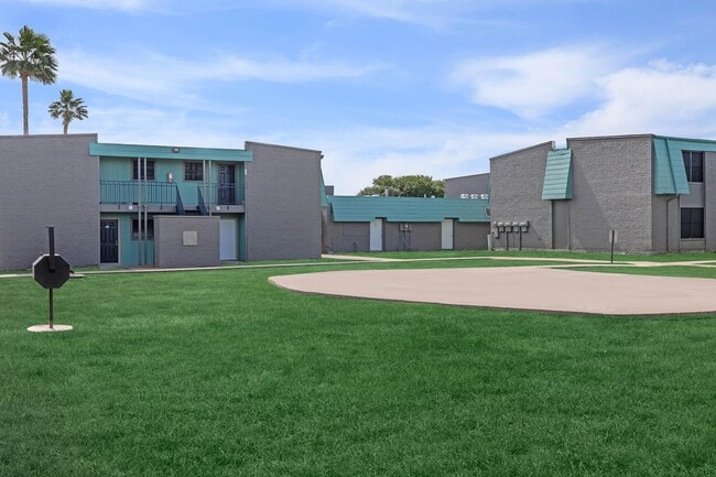 Sun Valley Apartments