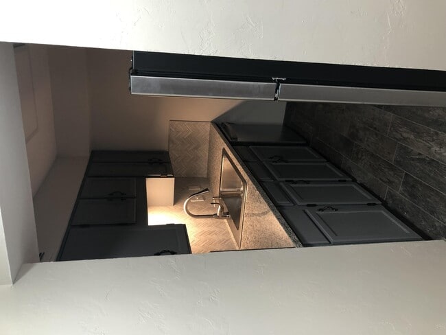 Photo - 2601 W Broadway Blvd