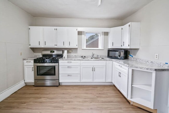 Photo - 1632 Waterloo Rd Unit #3