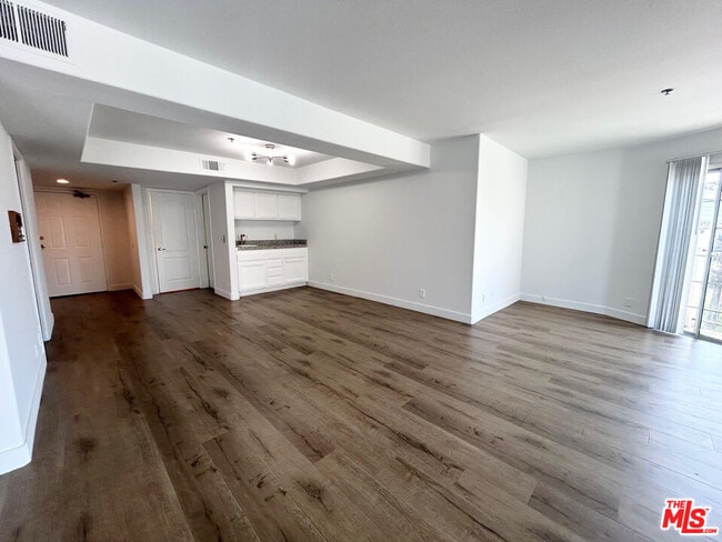 Photo - 11734 Montana Ave Unit 409