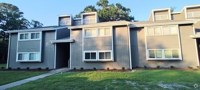 Building Photo - 10301 N Kings Hwy Rental