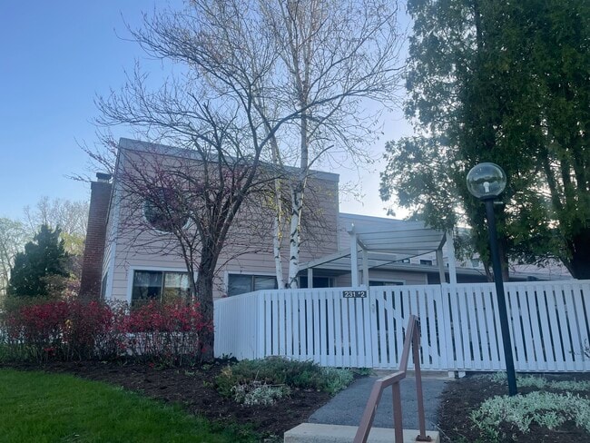 Photo - 231 Strawberry Hill Cir Townhome