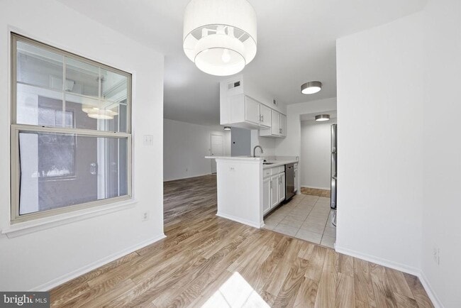 Photo - 1703 Ascot Way Unit D