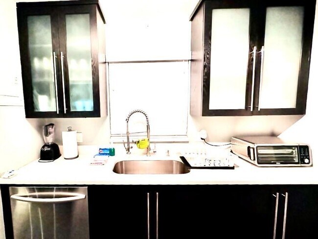 Photo - 2424 NE 9th St Unit 112