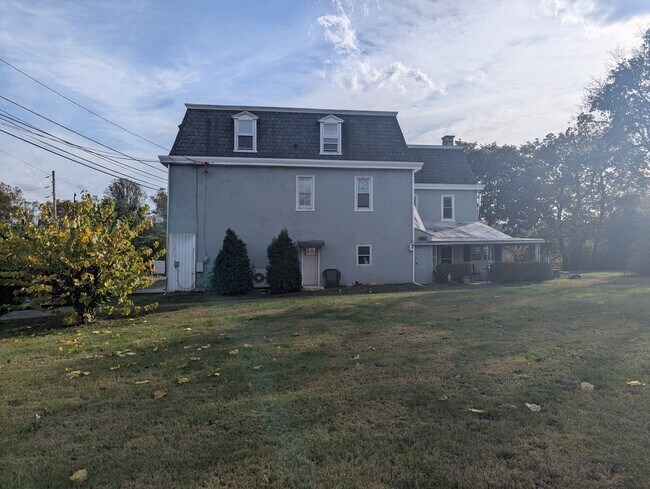 Photo - 144 N Main St Unit 2nd Floor East