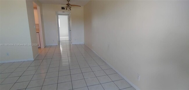 Photo - 1400 NE 54th St Unit 206