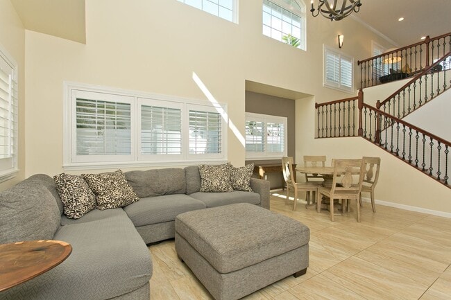 Photo - Wonderfully furnished rental - available NOW!