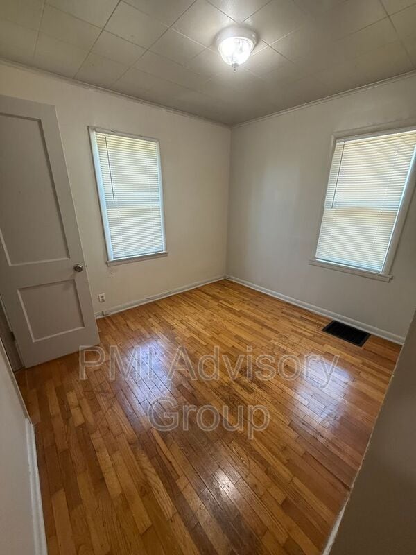 Photo - 2632 SE Adams St