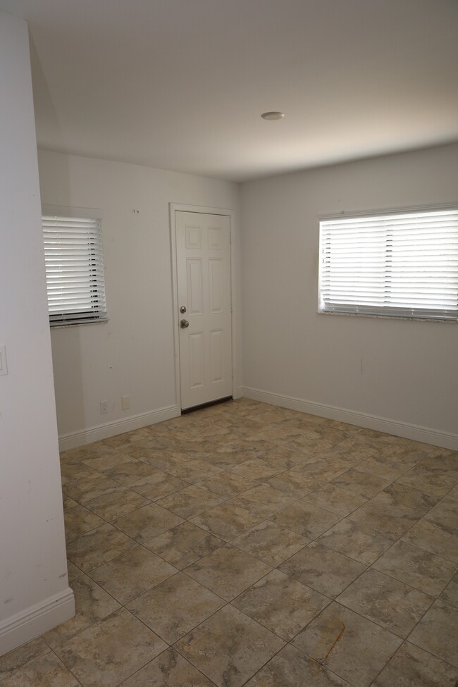 Photo - 340 Conniston Rd Unit Apartment for Rent