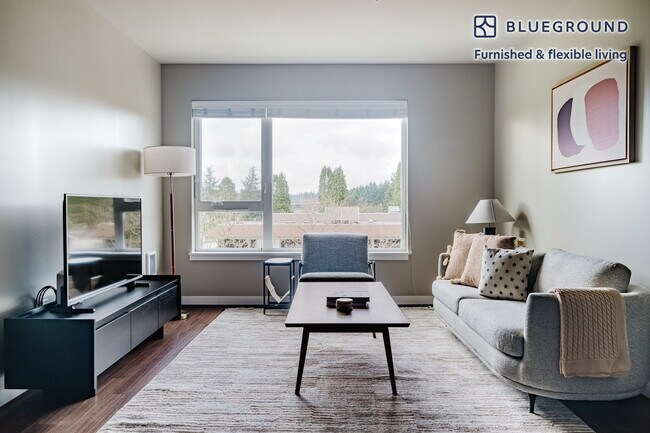 Building Photo - 2690 152nd Ave NE Rental