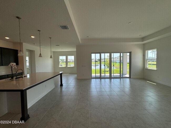 Photo - 2005 Divot Dr