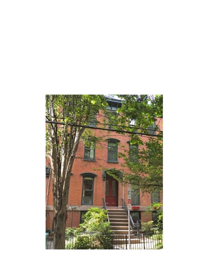 Building Photo - 245 7th St Unit 3