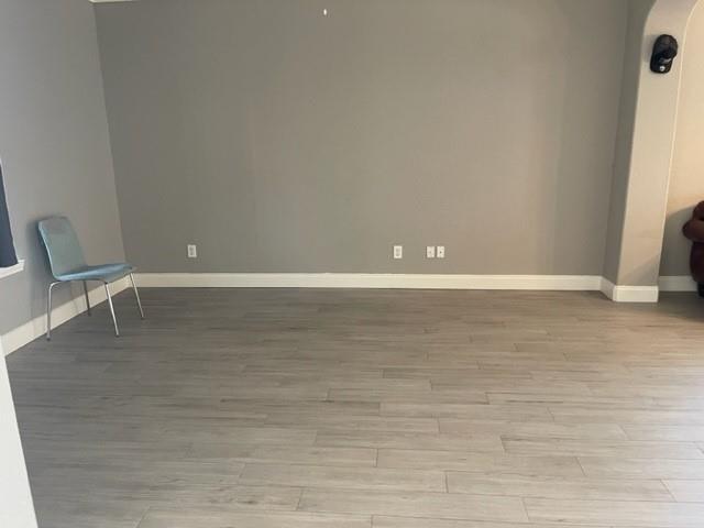 Photo - 6905 Radcliffe St