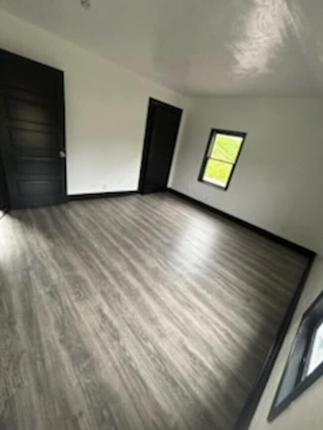 Photo - Newly Update 3 bedroom 1 bath house for re...