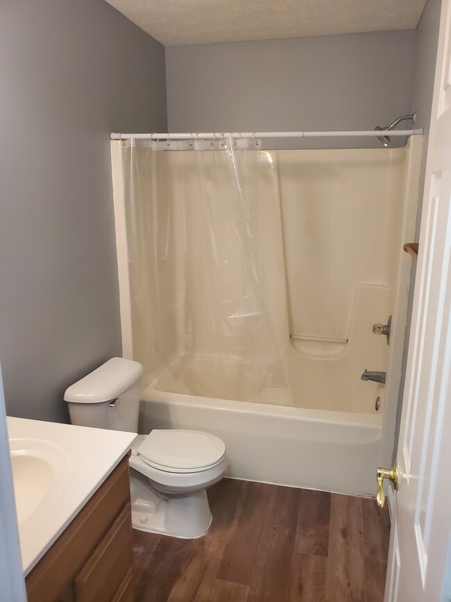 Building Photo - 1907 E Balsam Ct