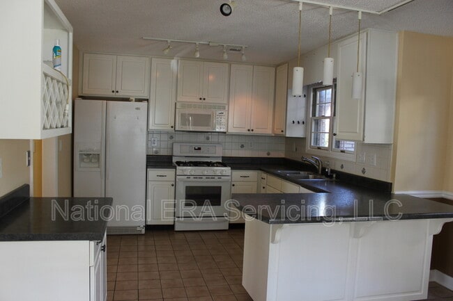 Photo - 3247 Salem Cove Trail SE