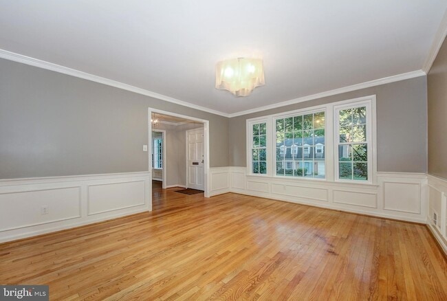 Photo - 4509 Tournay Rd