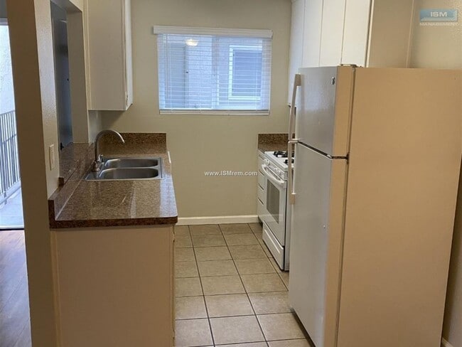 Photo - Menlo Pointe