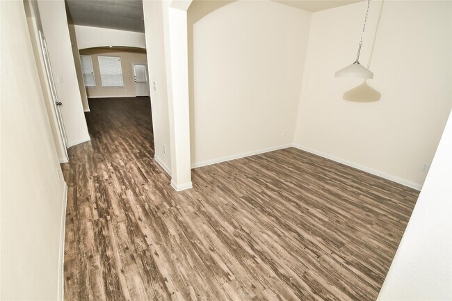 Photo - 29626 Woodsons Shore Dr