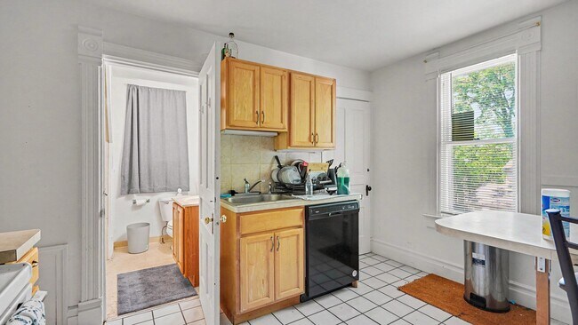 526 S. Fifth -2