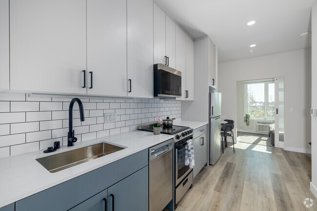 1BR, 1BA - 350SF - Kitchen